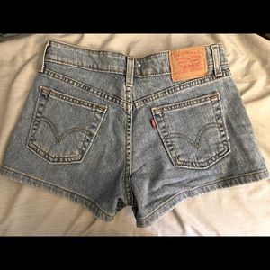 Levi’s Vintage Denim Blue Super Low Stretch shorts Size 3